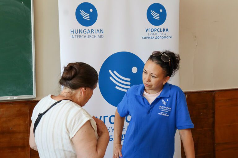 Надішліть свій відгук або дізнайтеся більше про гуманітарне реагування HIA в Україні