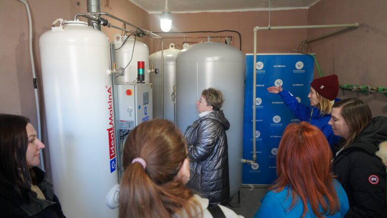 Éltető oxigén ukrajnai kórházak számára